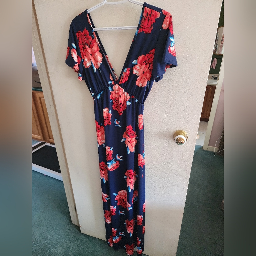 Floral Maxi Dress in Navy and Red